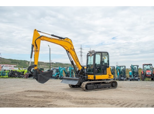 Midiexcavator JCB 100 C-1 - Stoc Cluj de vanzare